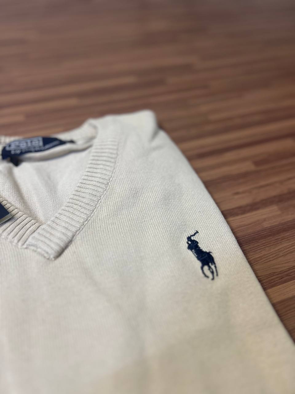 Polo V-Neck